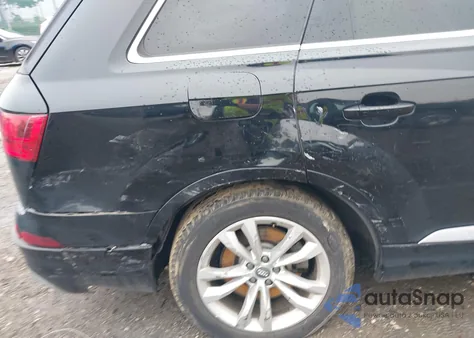 2017 Audi Q7 3.0T Premium из США, поврежденный, VIN WA1LAAF78HD033413